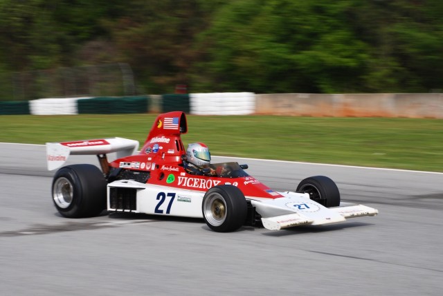 John McKenna (#27), 1974 Parnelli VPJ-4, Masters USA grand prix series.